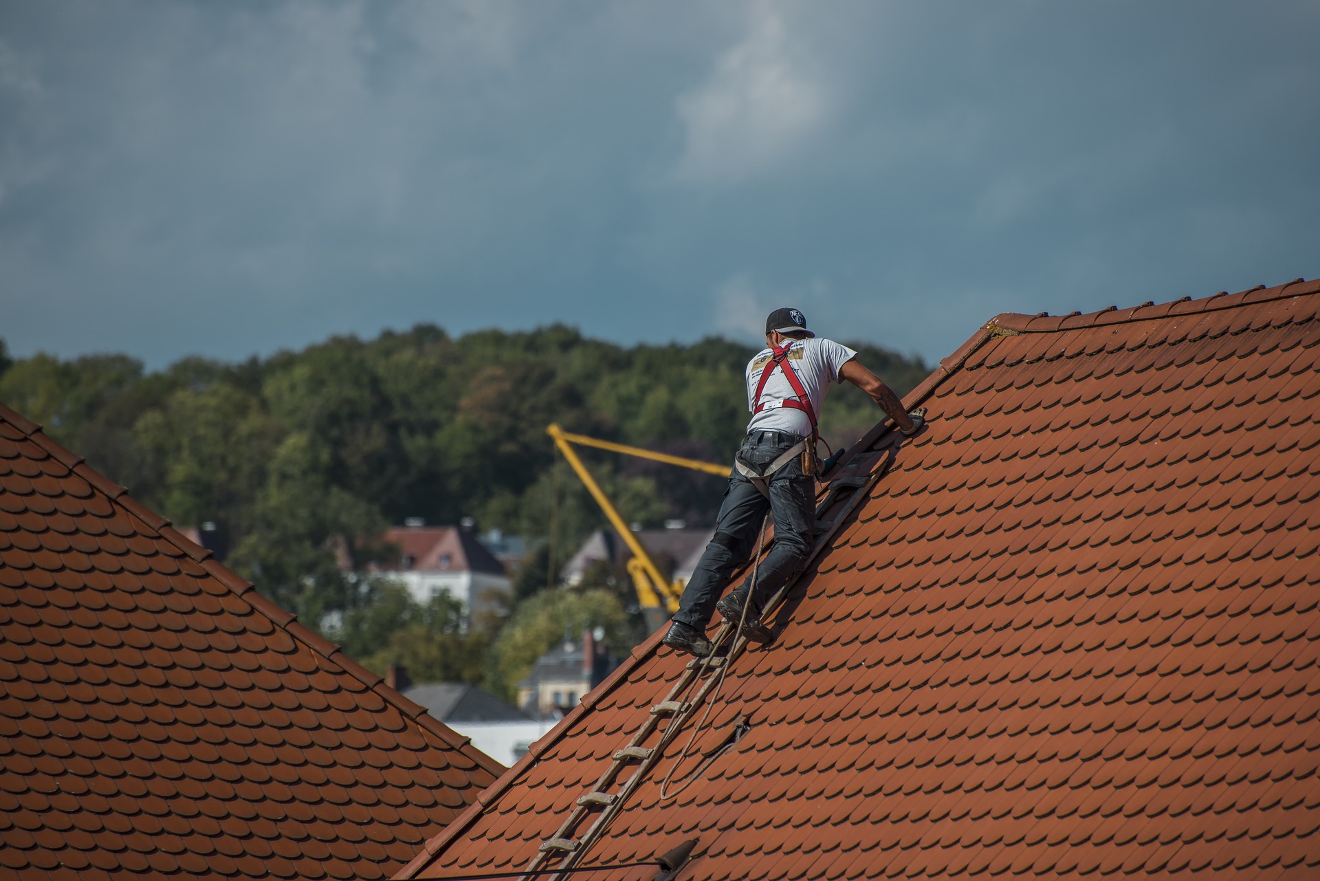 The Significance of Prompt Roof Repairs: Preserving the Integrity of Your Home